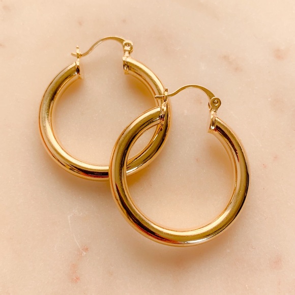 Gold Hoop Earrings 30mm | 14k Gold Filled - Picture 4 of 8